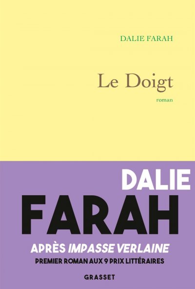 Le doigt de Dalie Farah
